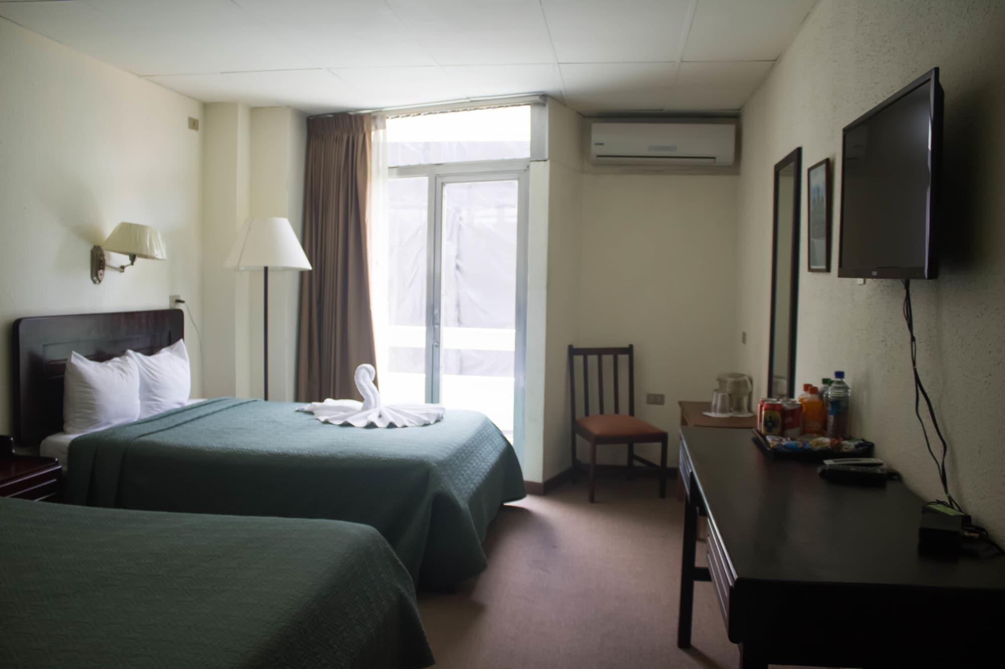 Nuevo Maragato Hotel & Hostel Сан-Хосе Экстерьер фото